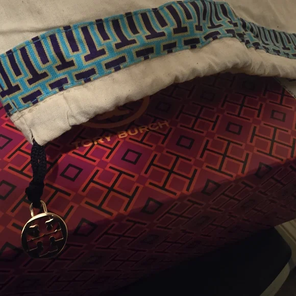 NWOT Tory Burch Miller Soft Patent Sandal  w/ Dustbag - Picture 4 of 5